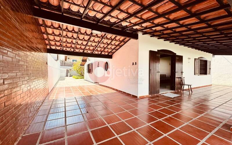 Casa à venda com 2 quartos, 360m² - Foto 3