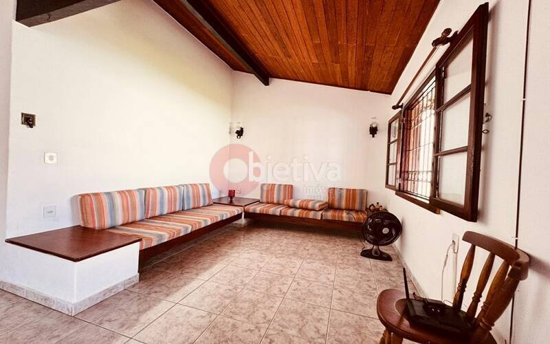 Casa à venda com 2 quartos, 360m² - Foto 10