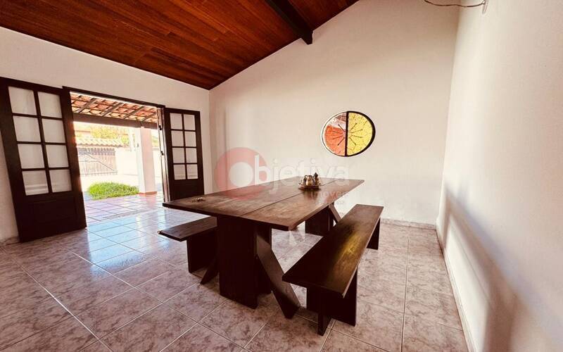 Casa à venda com 2 quartos, 360m² - Foto 11