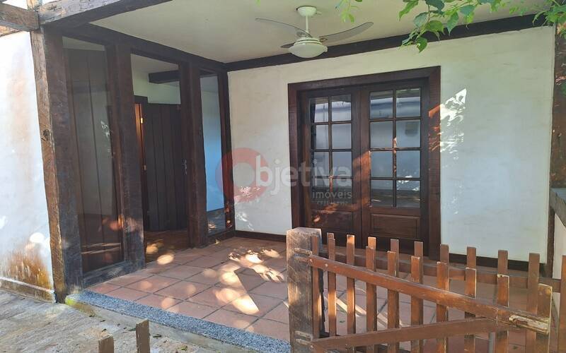 Casa de Condomínio à venda com 3 quartos, 130m² - Foto 4