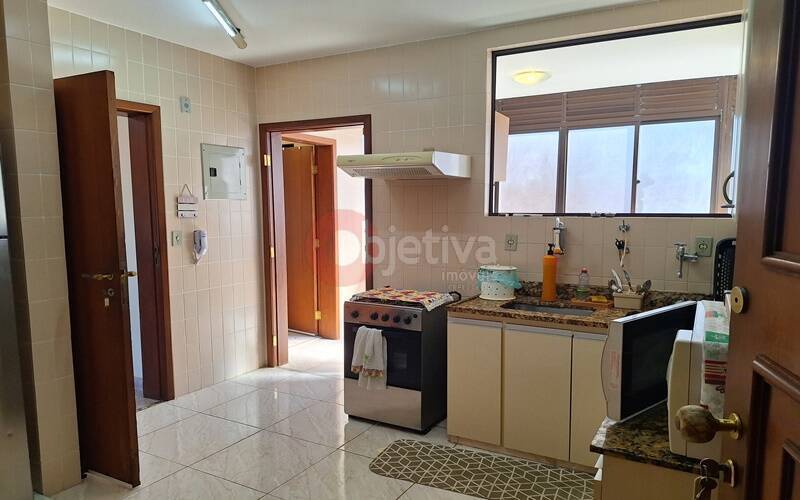 Apartamento à venda com 3 quartos, 197m² - Foto 6