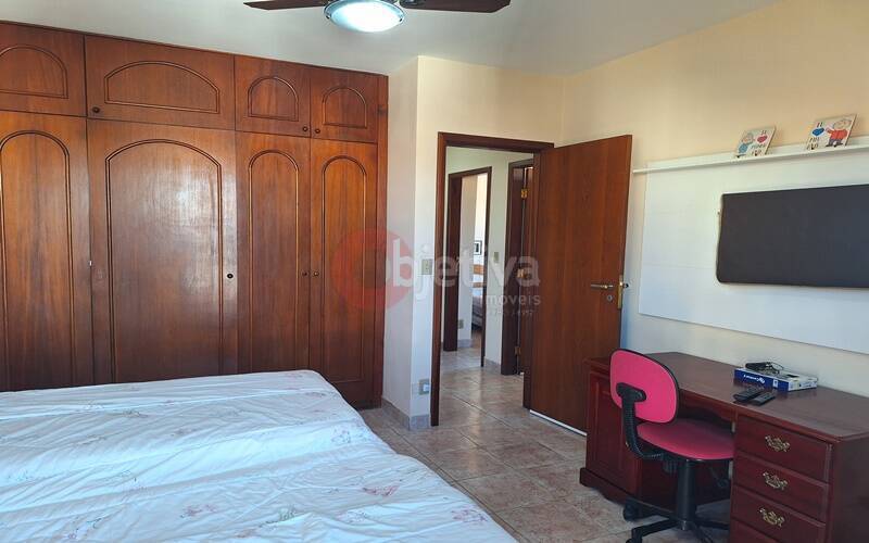 Apartamento à venda com 3 quartos, 197m² - Foto 17