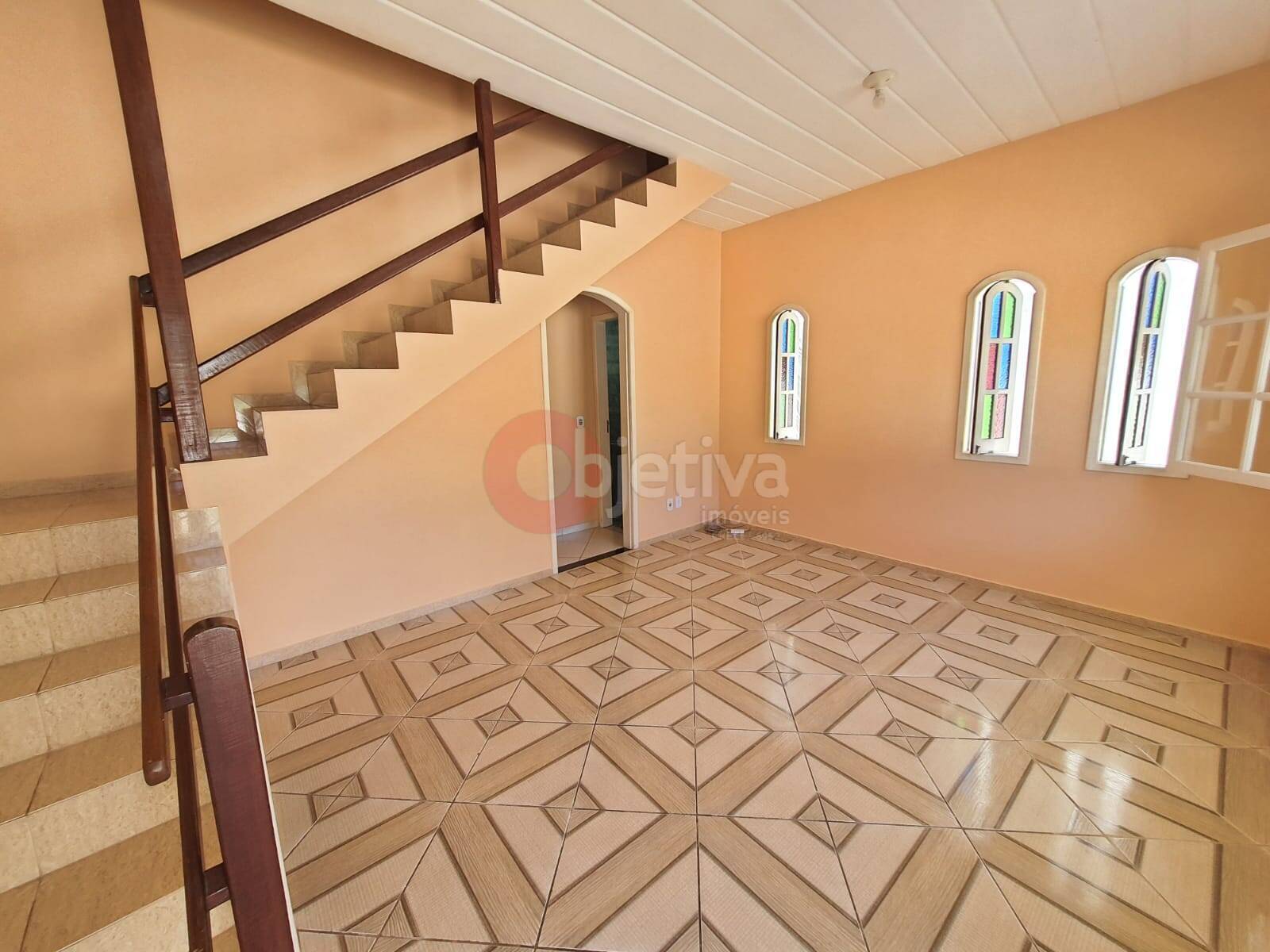 Casa à venda com 2 quartos, 107m² - Foto 5