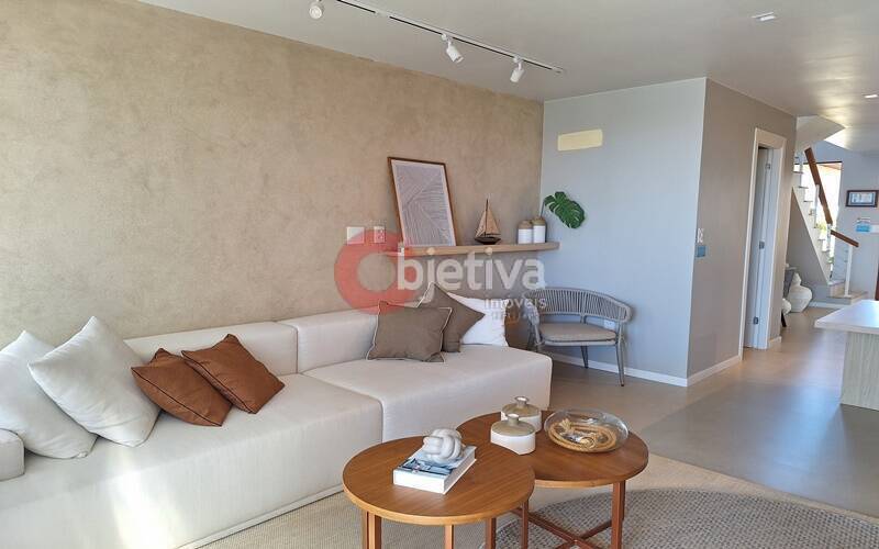 Casa à venda com 3 quartos, 213m² - Foto 10