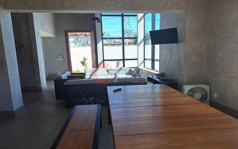 Casa à venda com 4 quartos, 250m² - Foto 9