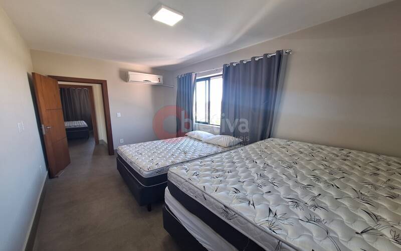 Casa à venda com 4 quartos, 250m² - Foto 29