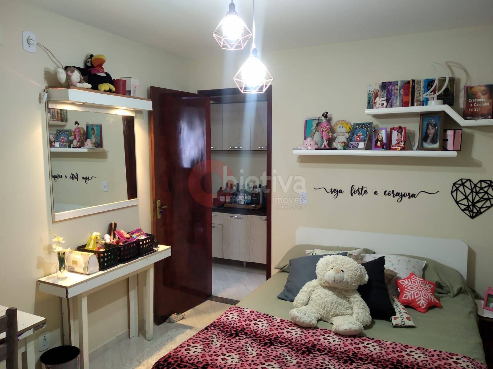 Casa à venda com 2 quartos, 110m² - Foto 5