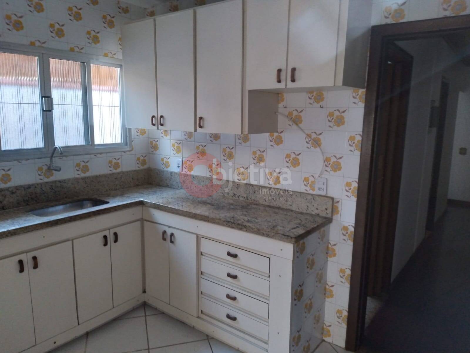 Casa à venda com 4 quartos, 116m² - Foto 12