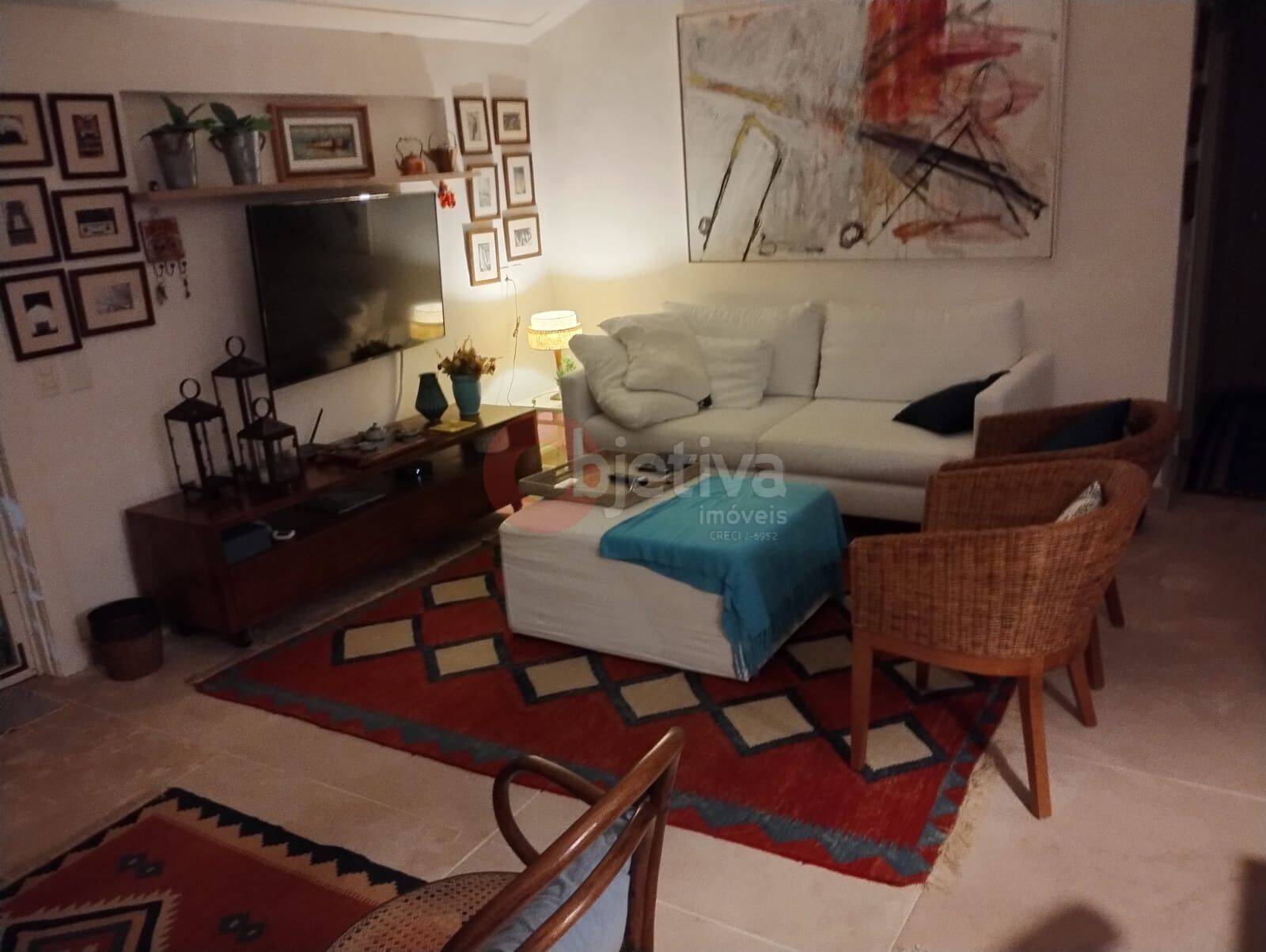 Casa à venda com 4 quartos, 150m² - Foto 4