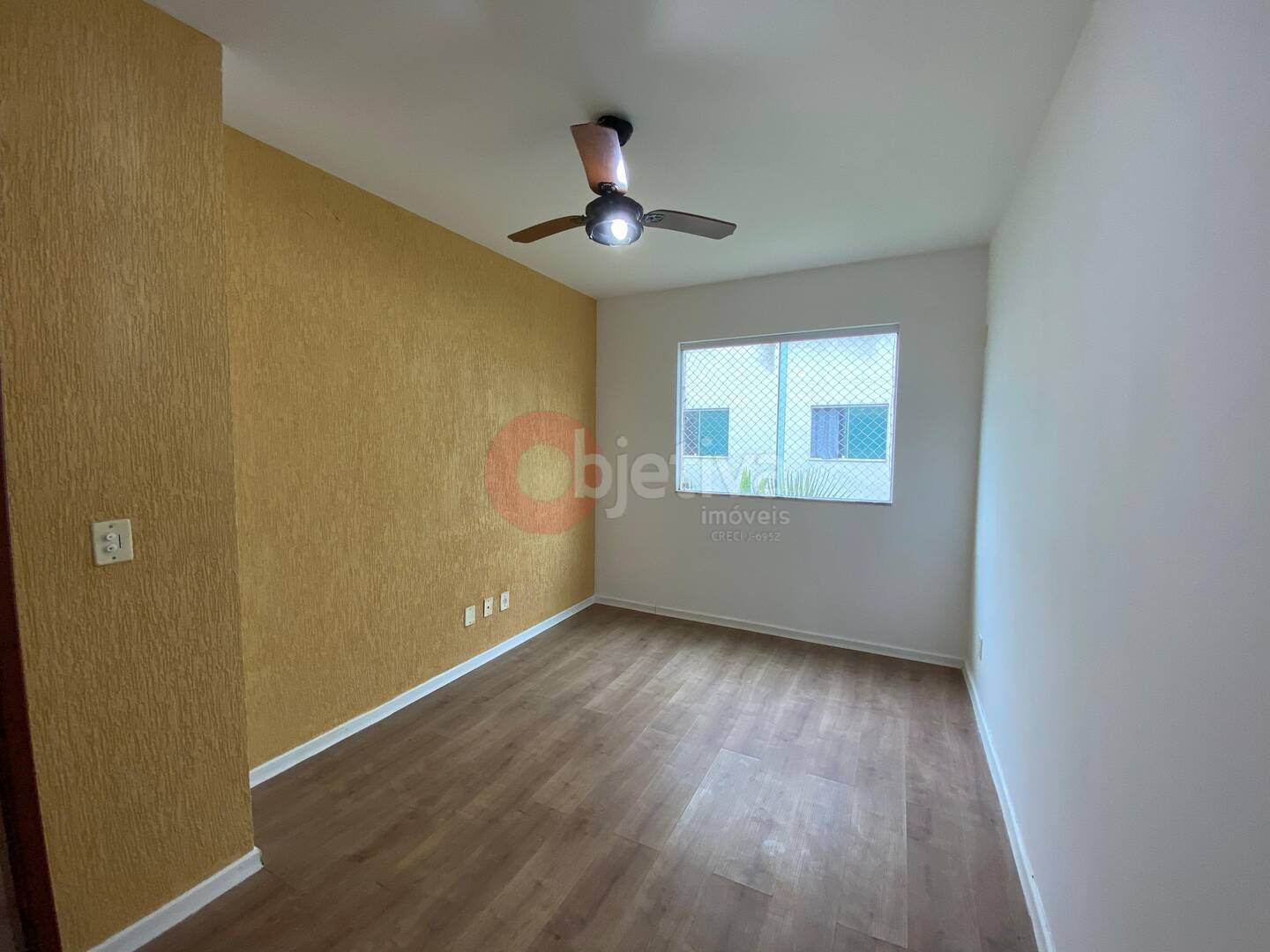 Apartamento à venda com 2 quartos, 58m² - Foto 2