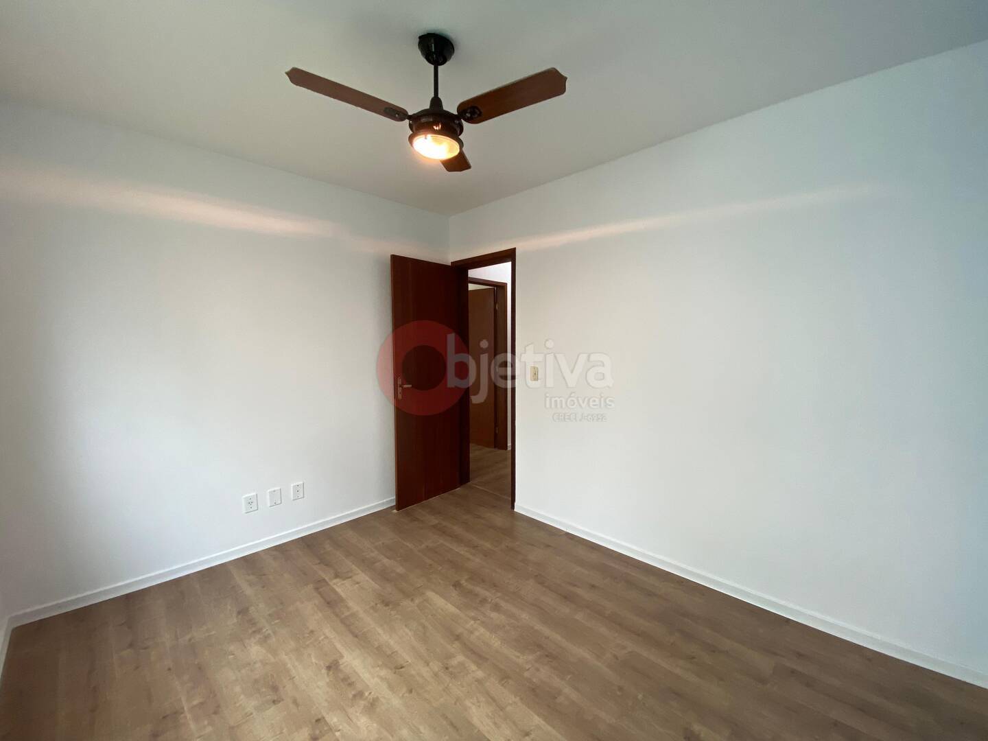 Apartamento à venda com 2 quartos, 58m² - Foto 5