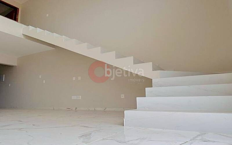 Casa à venda com 2 quartos, 80m² - Foto 16