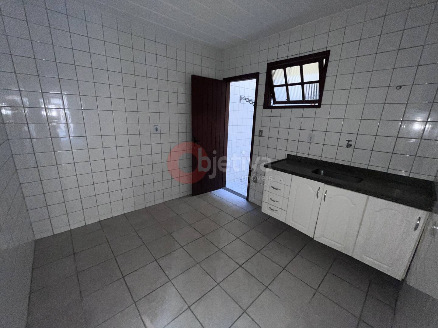 Casa para alugar com 2 quartos, 66m² - Foto 17