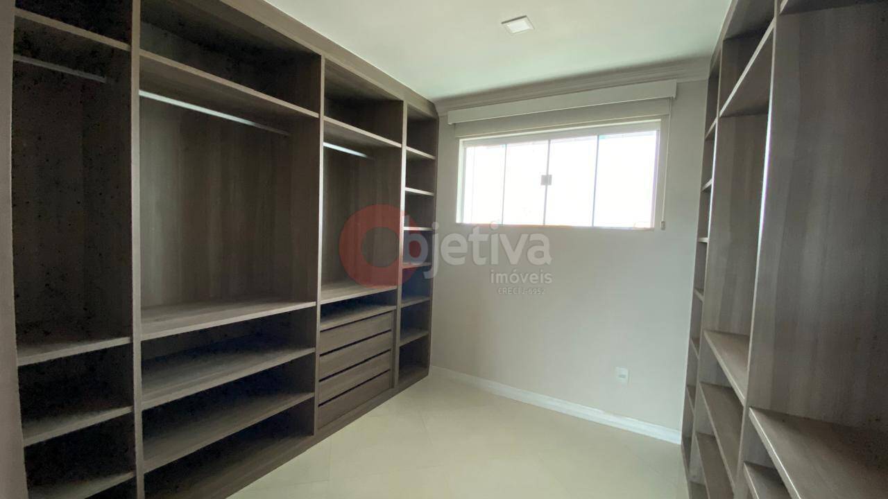 Cobertura à venda com 4 quartos, 250m² - Foto 17