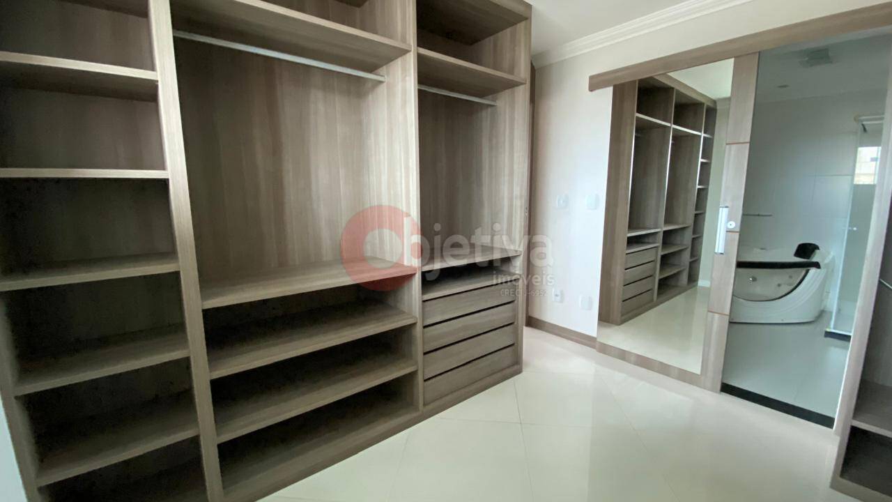 Cobertura à venda com 4 quartos, 250m² - Foto 18