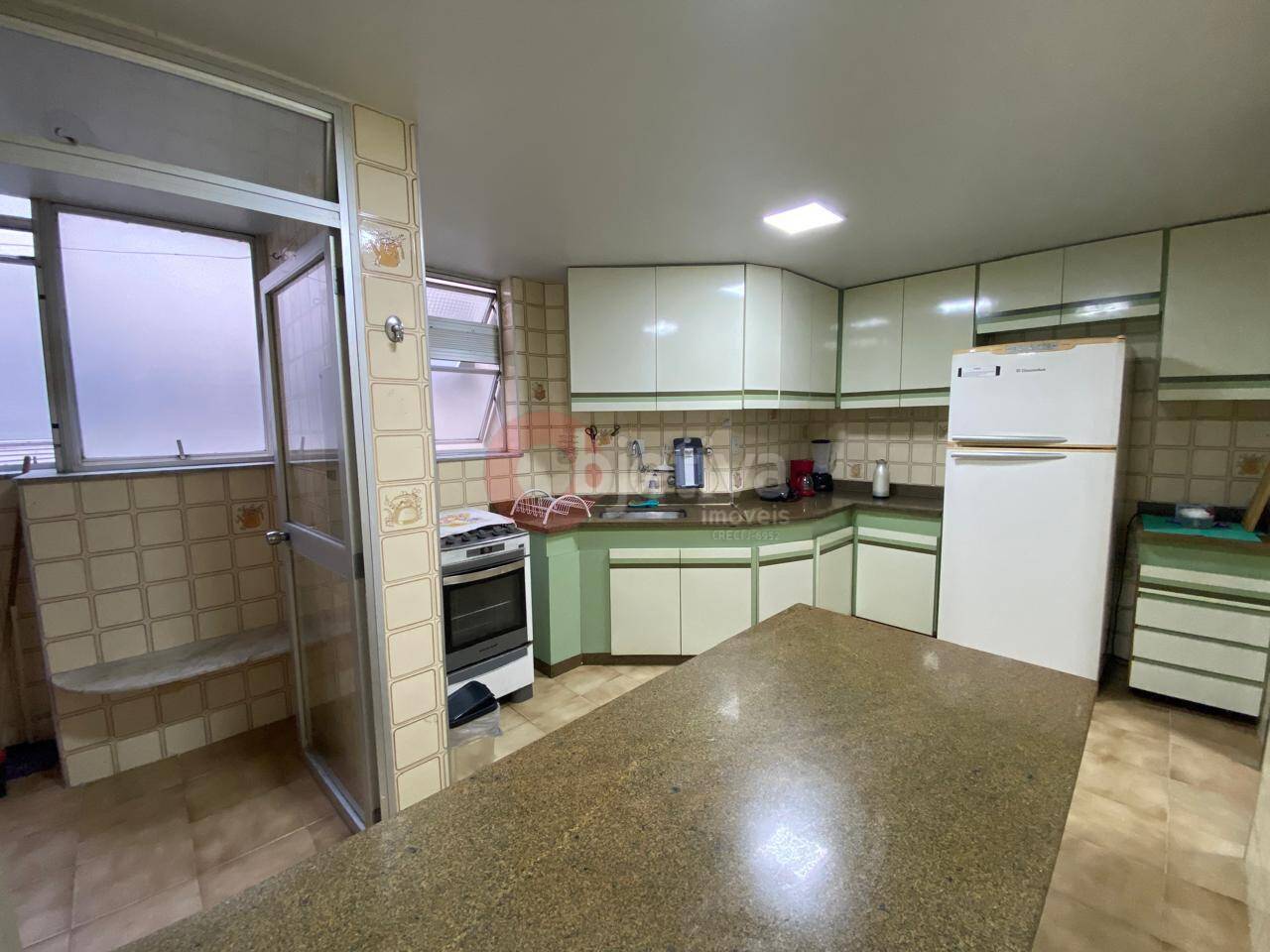 Apartamento à venda com 4 quartos, 138m² - Foto 9