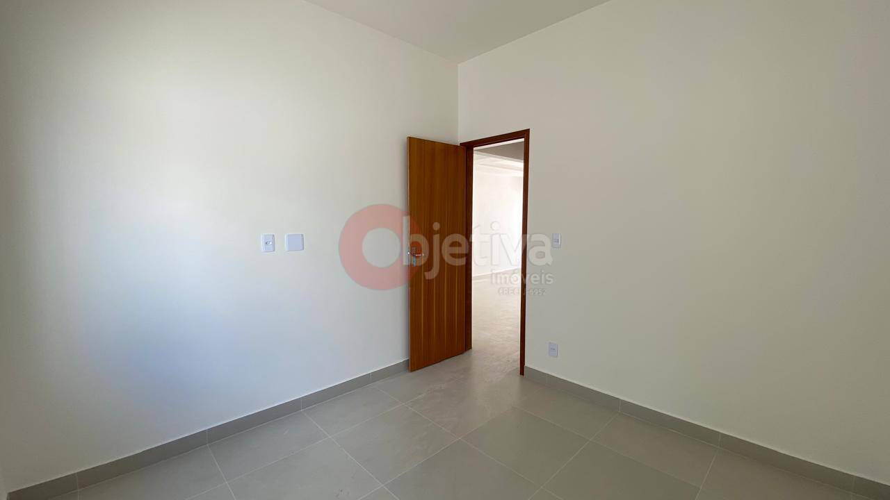 Casa à venda com 2 quartos, 70m² - Foto 14