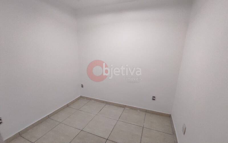 Casa de Condomínio para alugar com 3 quartos, 100m² - Foto 8