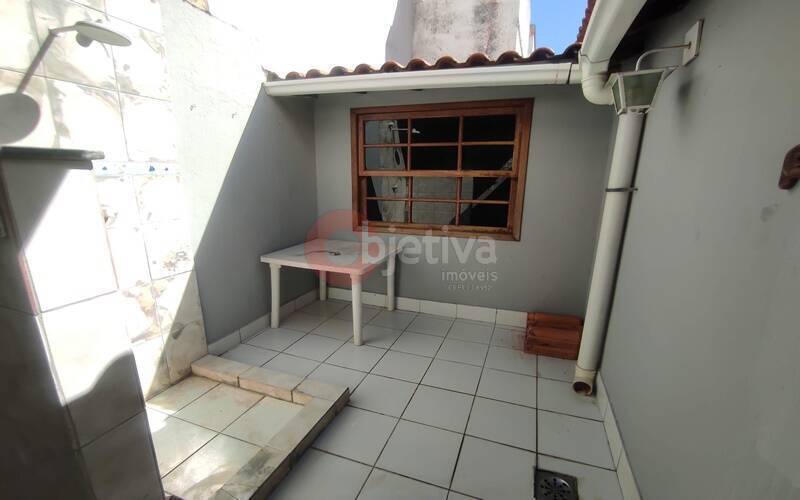 Casa de Condomínio para alugar com 3 quartos, 100m² - Foto 15