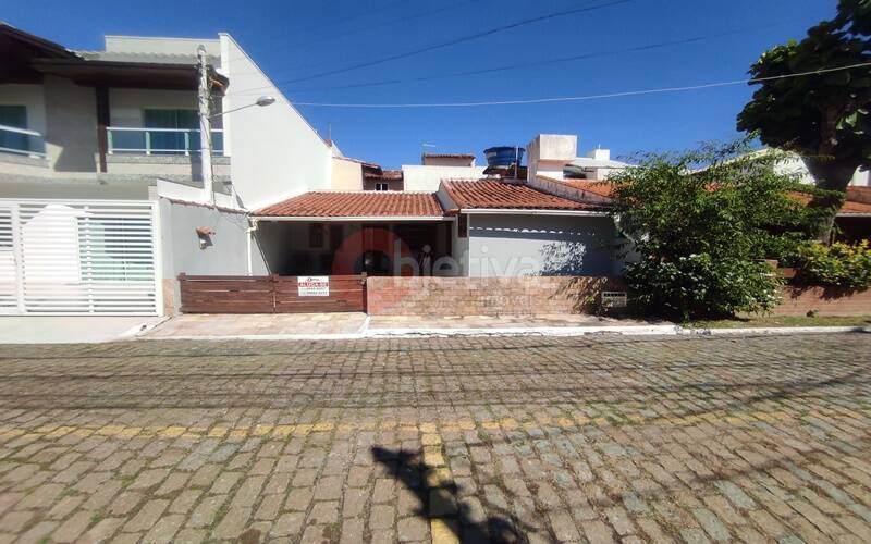 Casa de Condomínio para alugar com 3 quartos, 100m² - Foto 1