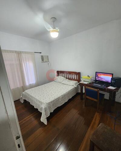 Apartamento à venda com 3 quartos, 210m² - Foto 13