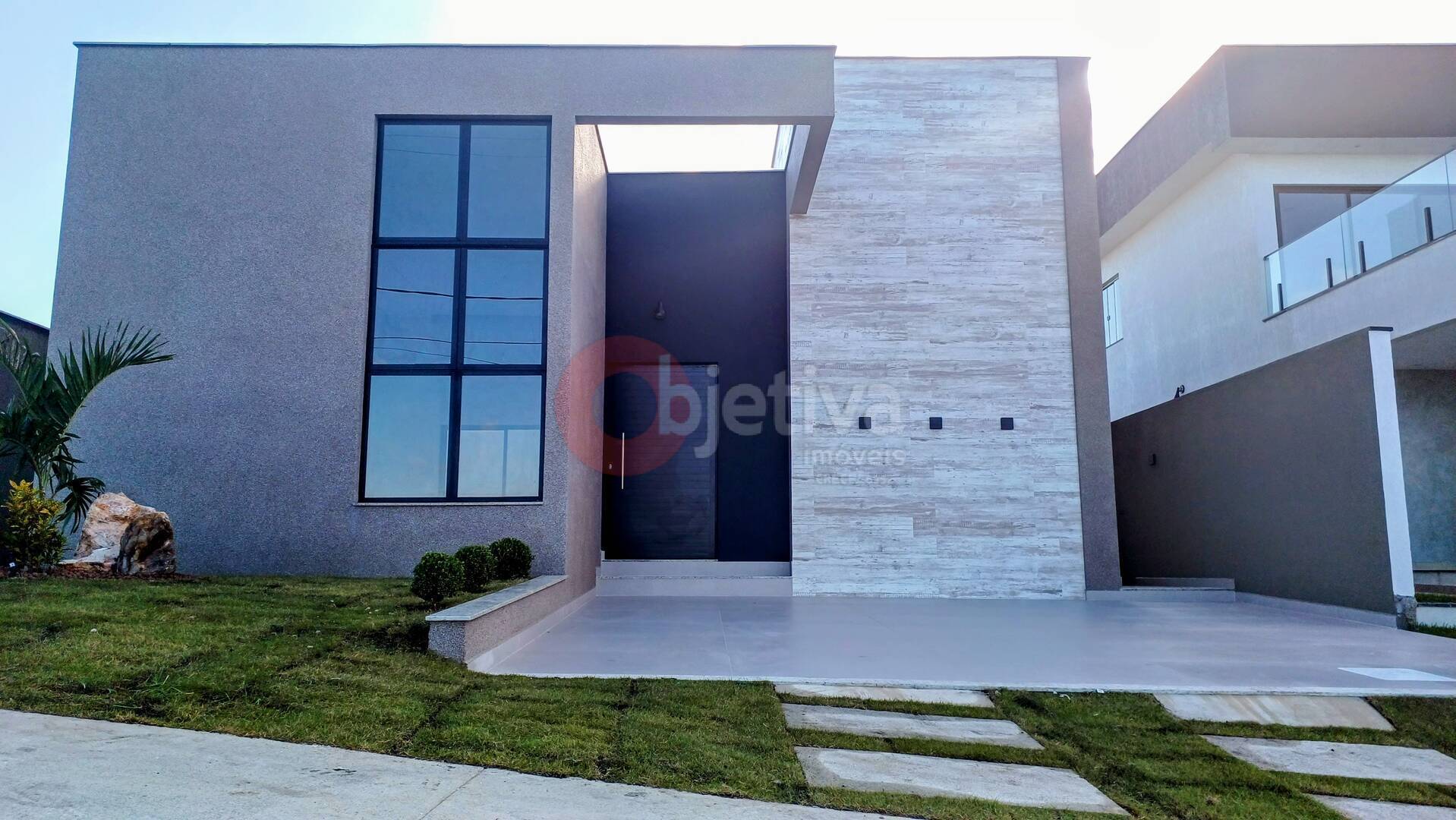 Casa de Condomínio à venda com 3 quartos, 252m² - Foto 3