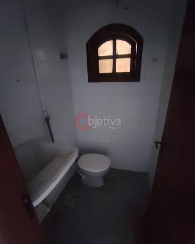 Casa à venda com 4 quartos, 300m² - Foto 42