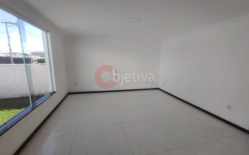 Casa de Condomínio à venda com 3 quartos, 300m² - Foto 4