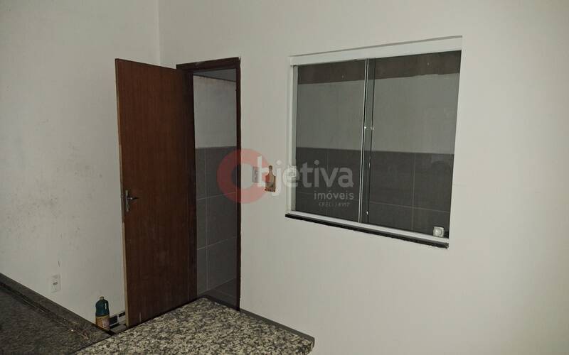 Casa à venda com 2 quartos, 70m² - Foto 20