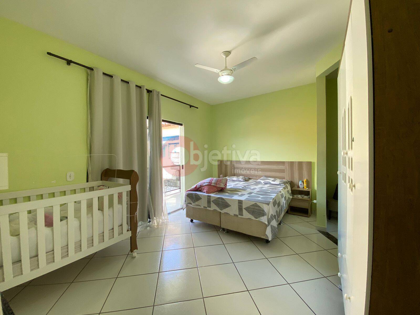 Casa à venda com 2 quartos, 300m² - Foto 9