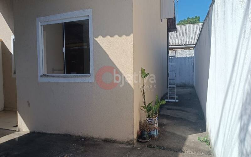 Casa à venda com 2 quartos, 70m² - Foto 5