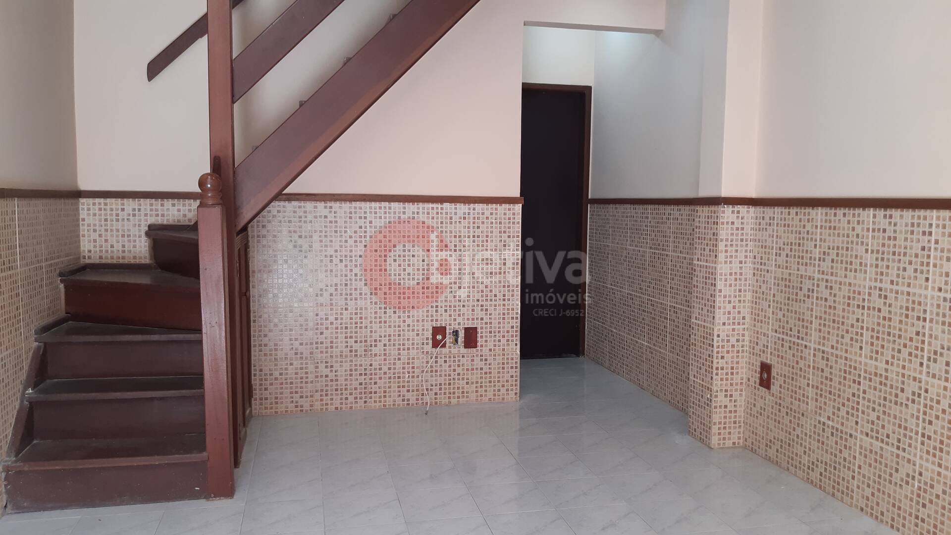 Casa de Condomínio à venda e aluguel com 3 quartos, 90m² - Foto 3