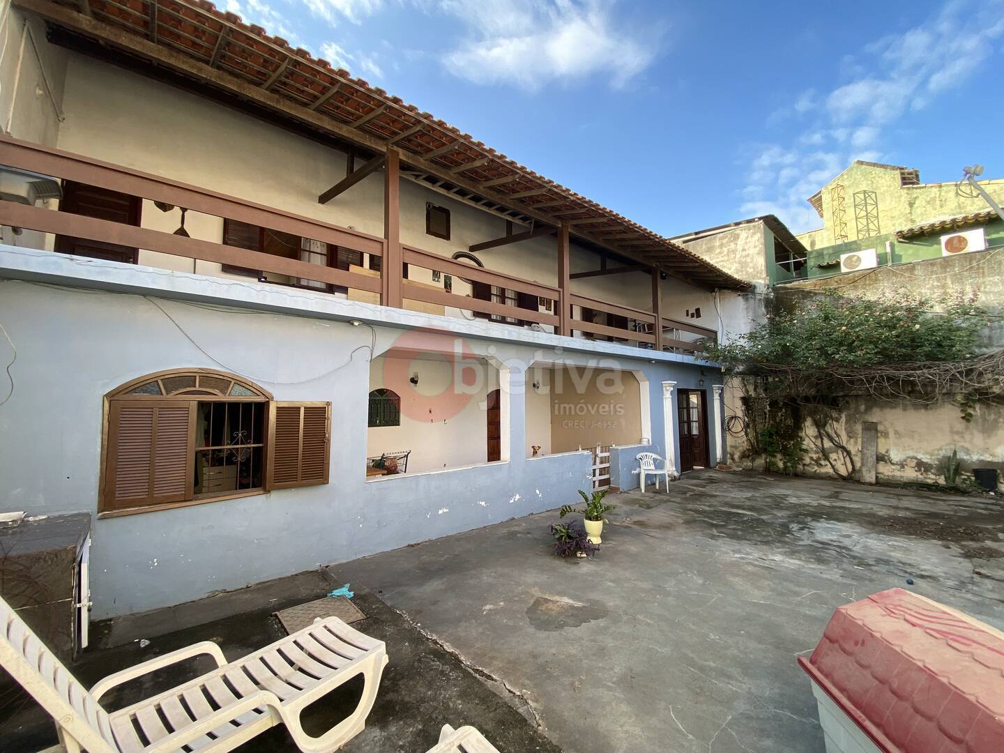 Casa à venda com 3 quartos, 450m² - Foto 1