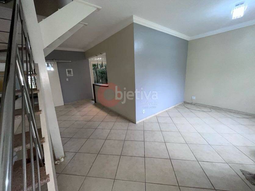 Casa à venda com 3 quartos, 110m² - Foto 16