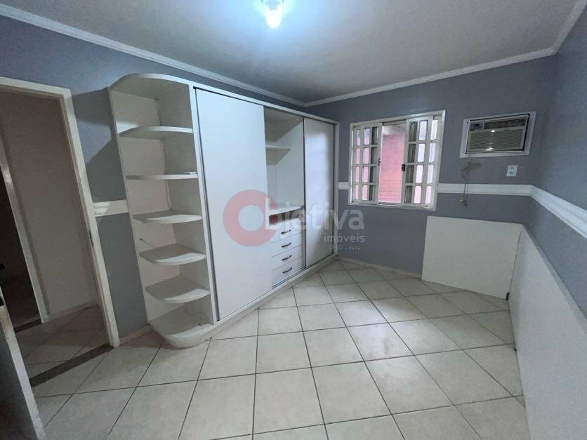 Casa à venda com 3 quartos, 110m² - Foto 25