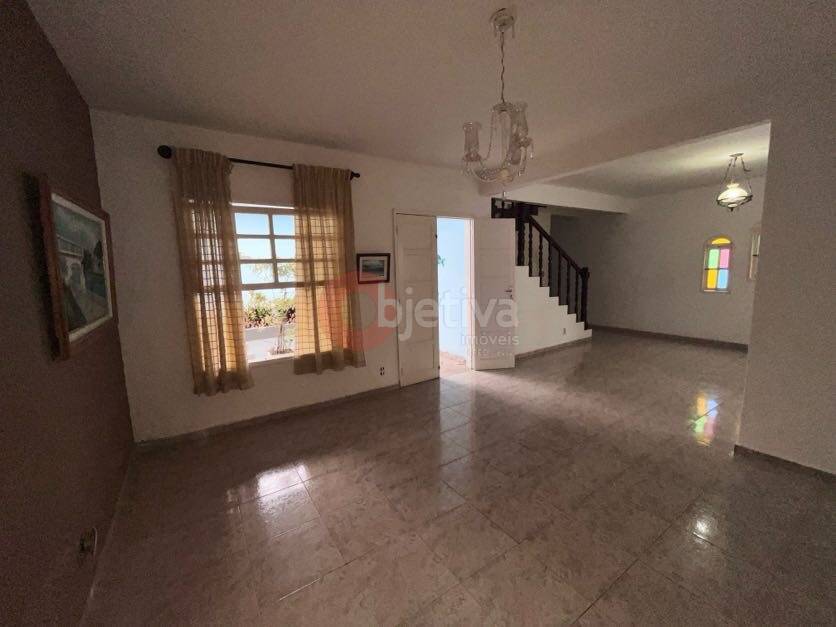 Casa à venda com 4 quartos, 192m² - Foto 17