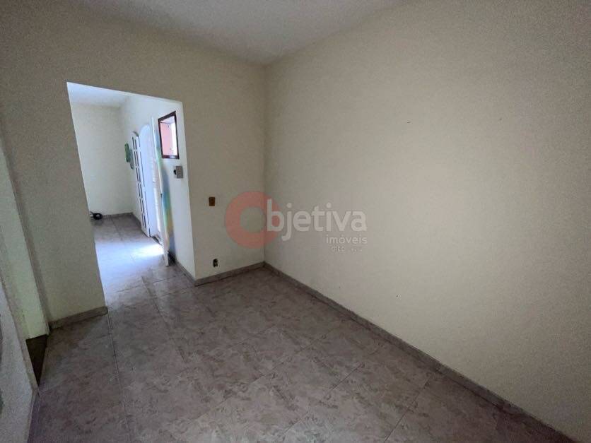 Casa à venda com 4 quartos, 192m² - Foto 29