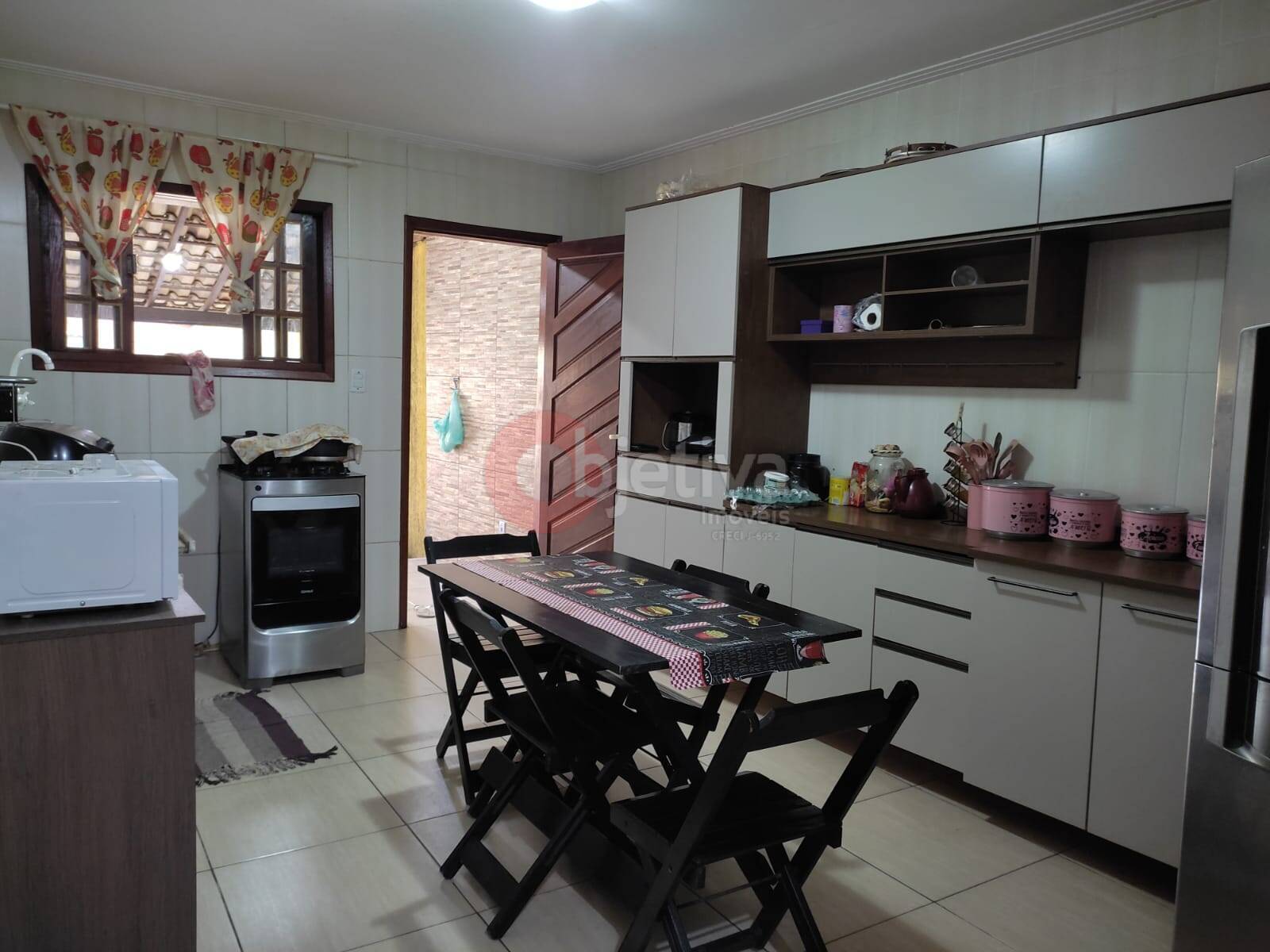 Casa à venda com 2 quartos, 200m² - Foto 14