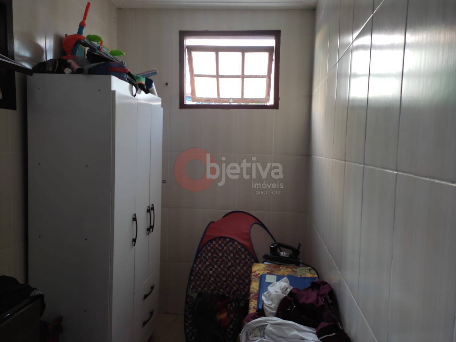 Casa à venda com 2 quartos, 200m² - Foto 11