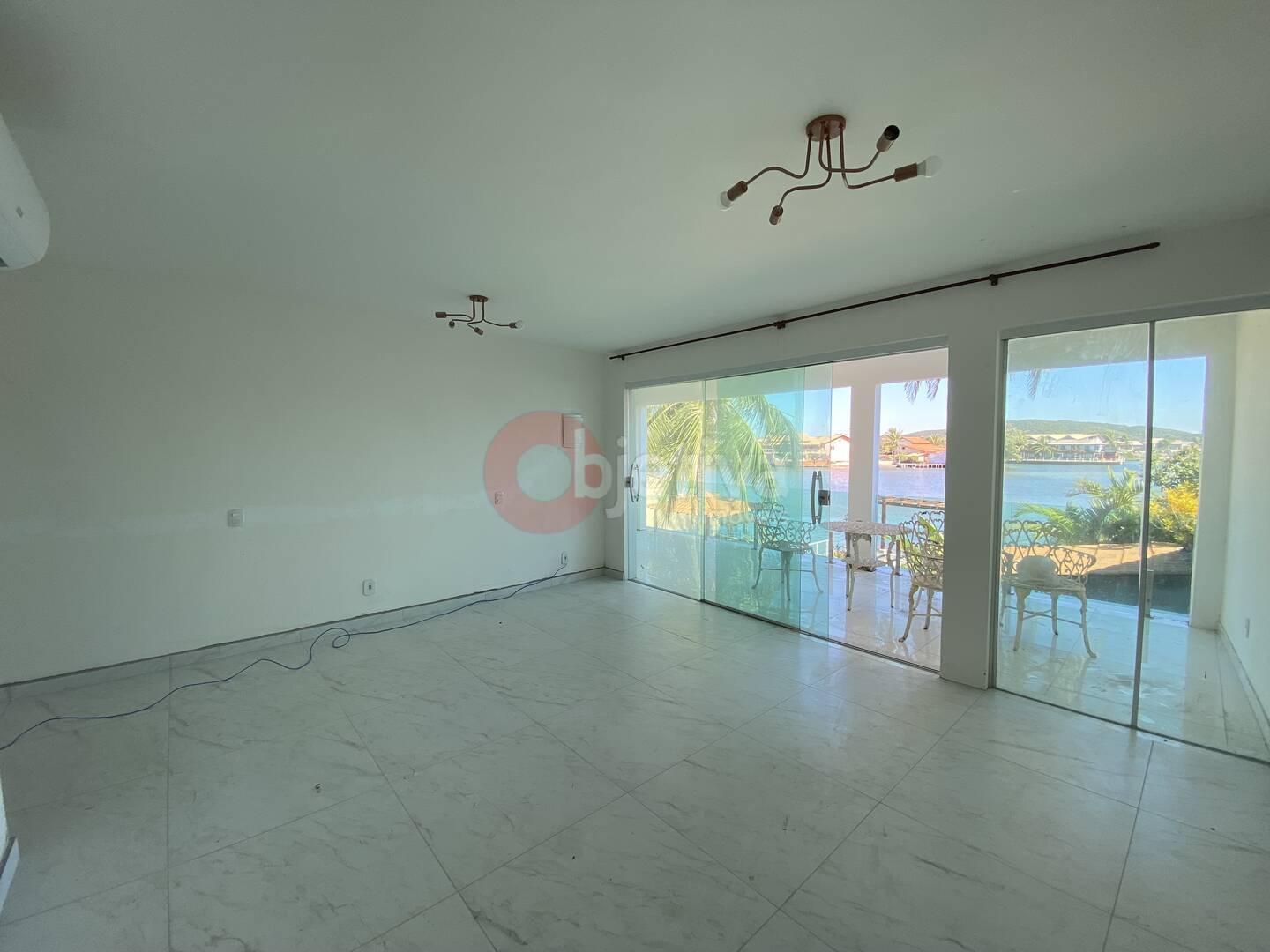 Casa à venda com 7 quartos, 380m² - Foto 6