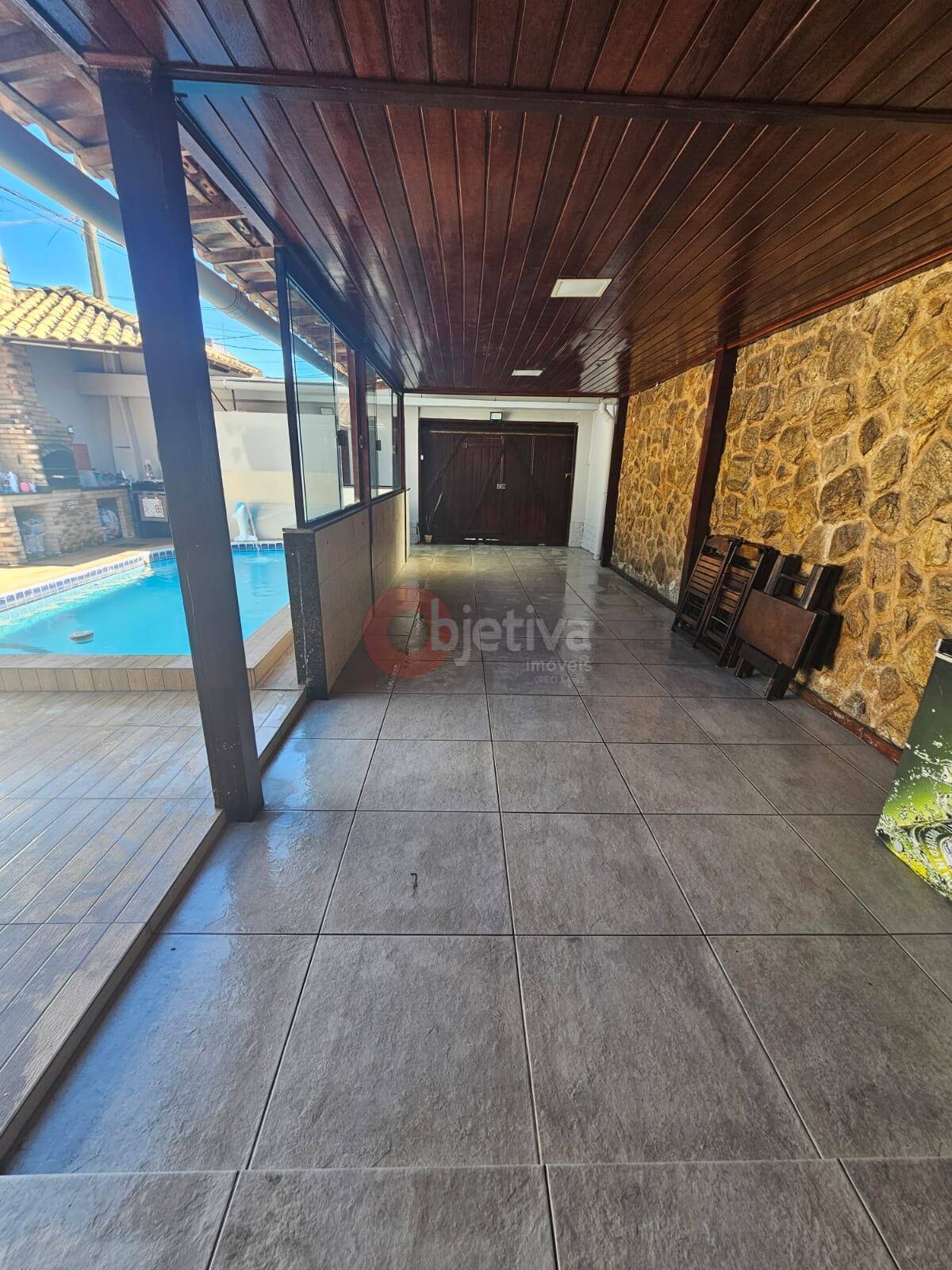 Casa à venda e aluguel com 5 quartos, 127m² - Foto 5