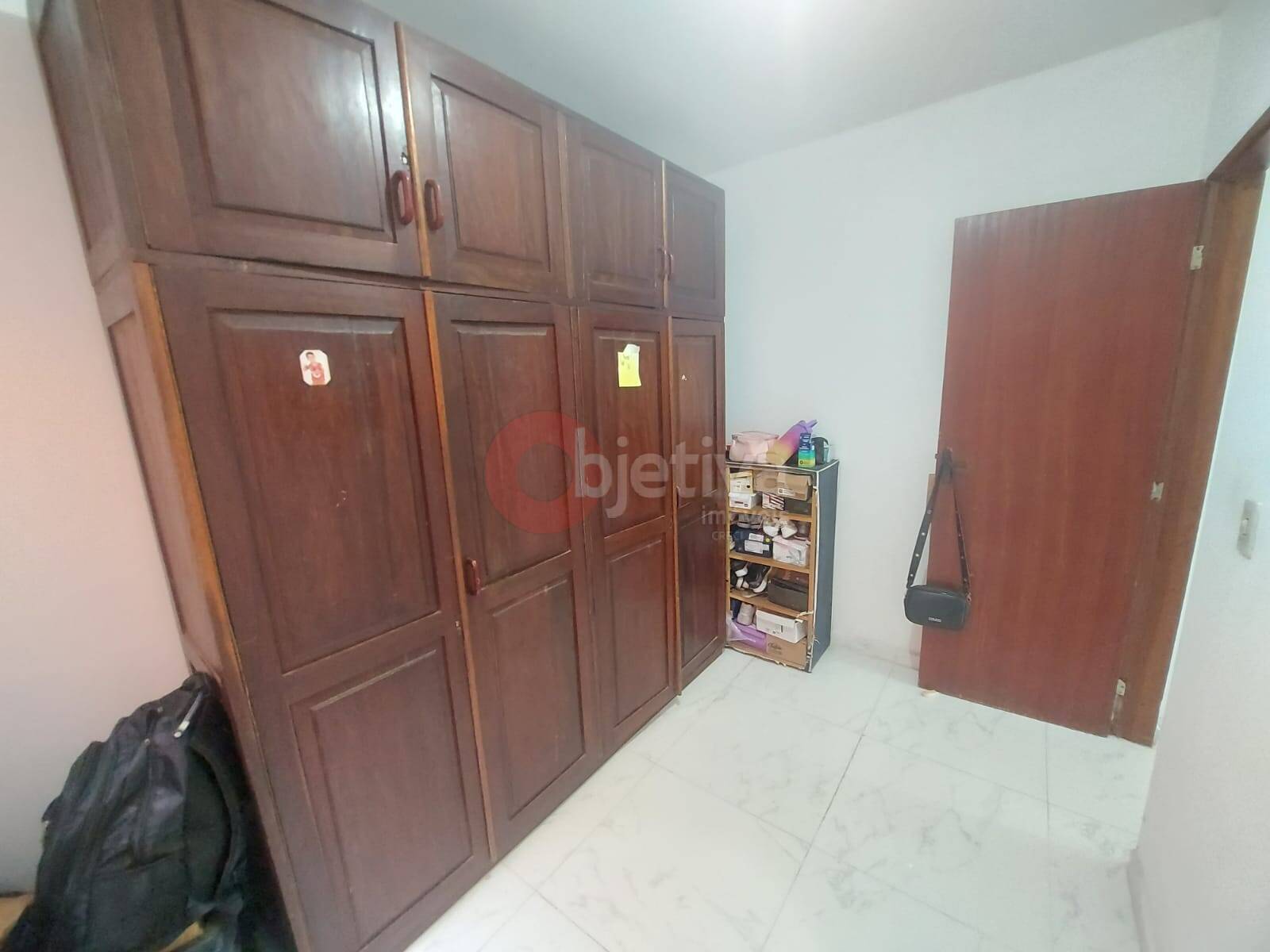 Casa à venda com 4 quartos, 330m² - Foto 12