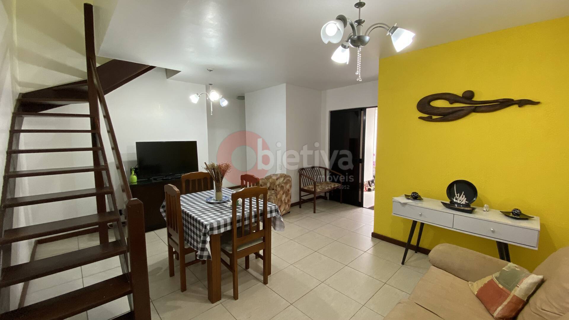 Apartamento à venda com 3 quartos, 123m² - Foto 1