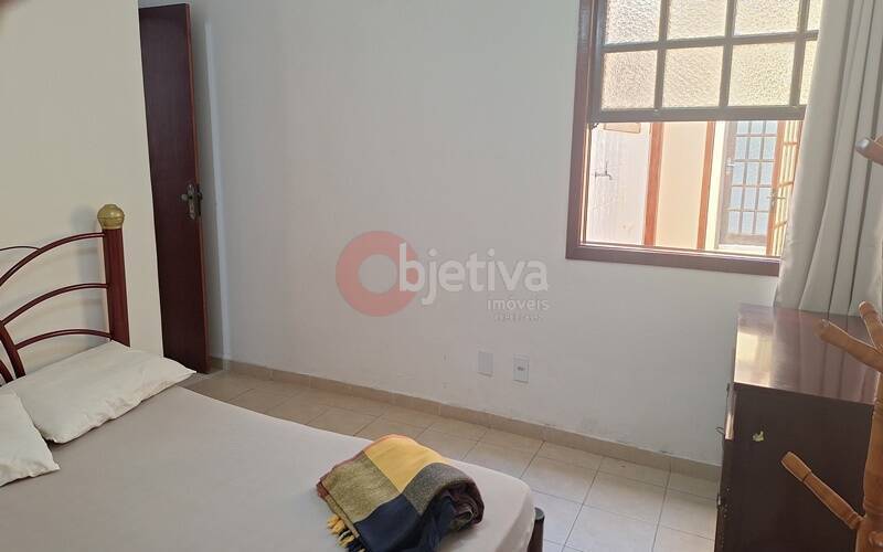 Casa à venda com 2 quartos, 70m² - Foto 14