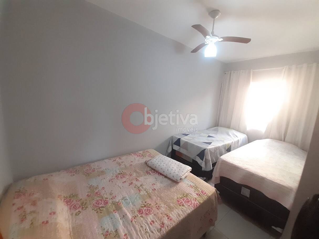 Casa à venda com 2 quartos, 60m² - Foto 15