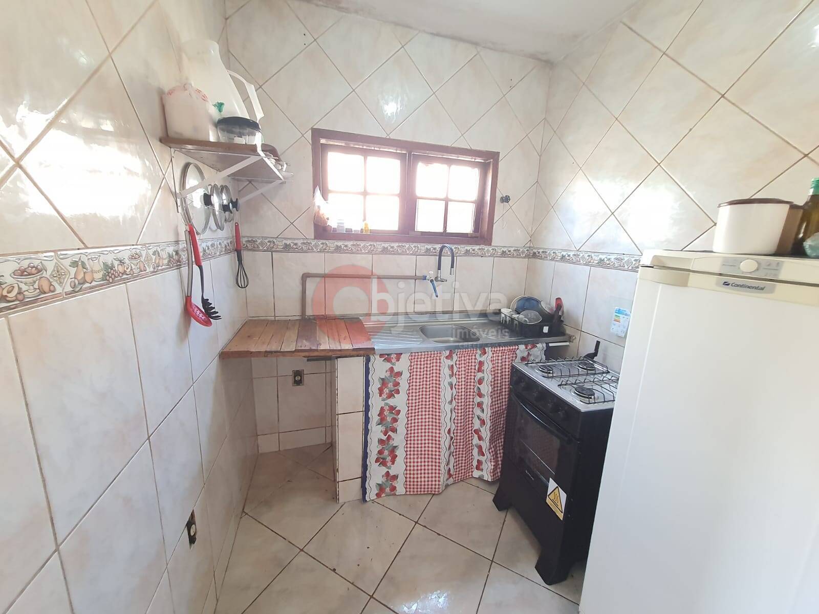 Casa à venda com 2 quartos, 70m² - Foto 18