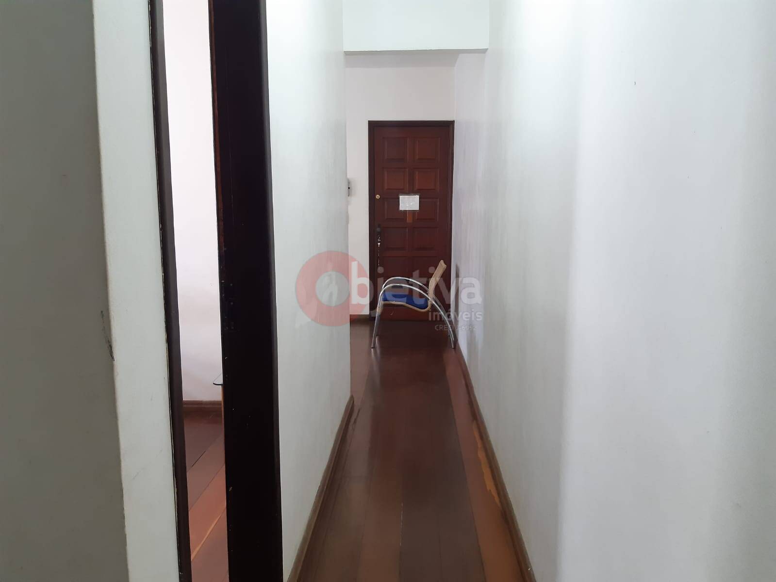 Apartamento à venda com 2 quartos, 70m² - Foto 11