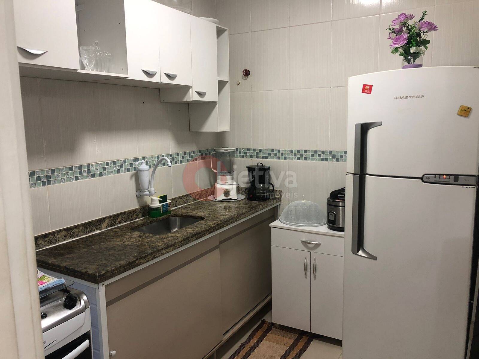 Apartamento à venda com 1 quarto, 60m² - Foto 9