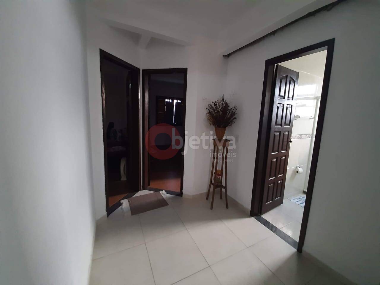 Casa à venda com 3 quartos, 352m² - Foto 20