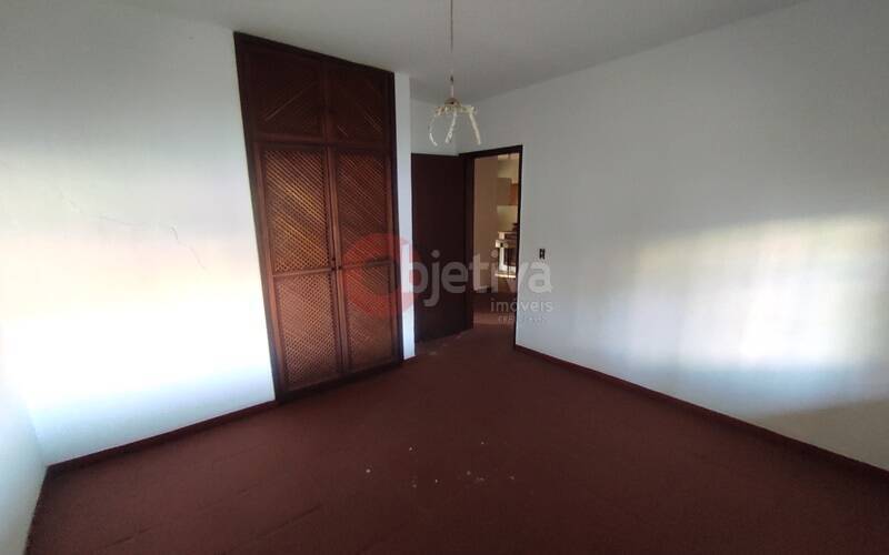 Casa à venda com 2 quartos, 360m² - Foto 7